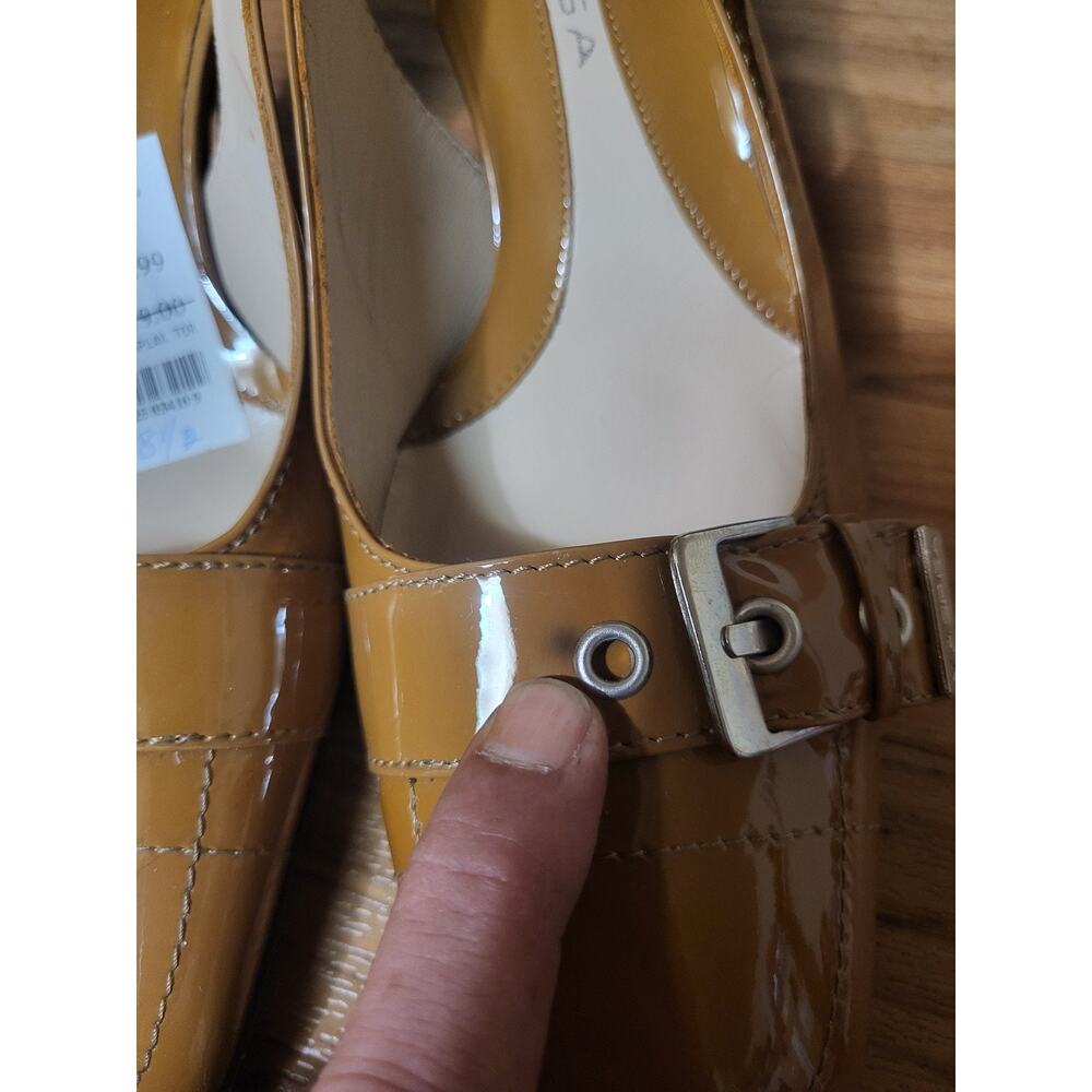 New with Box Via Spiga slingbacks. Caramel color Size 8.5M - Picture 12 of 12